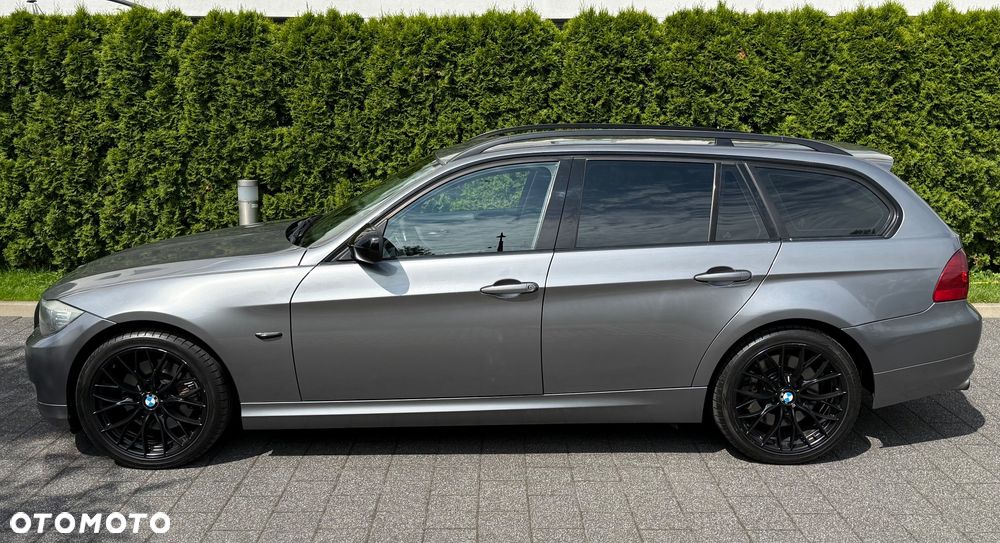 BMW Seria 3 325i xDrive - 2