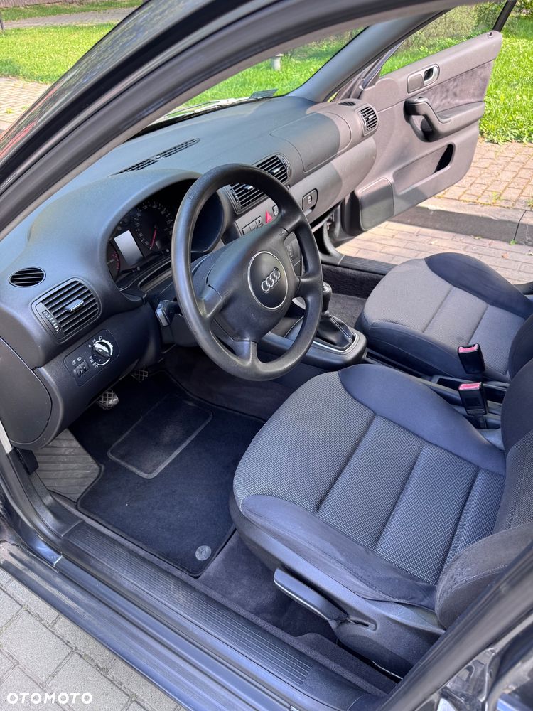 Audi A3 Sportback - 11
