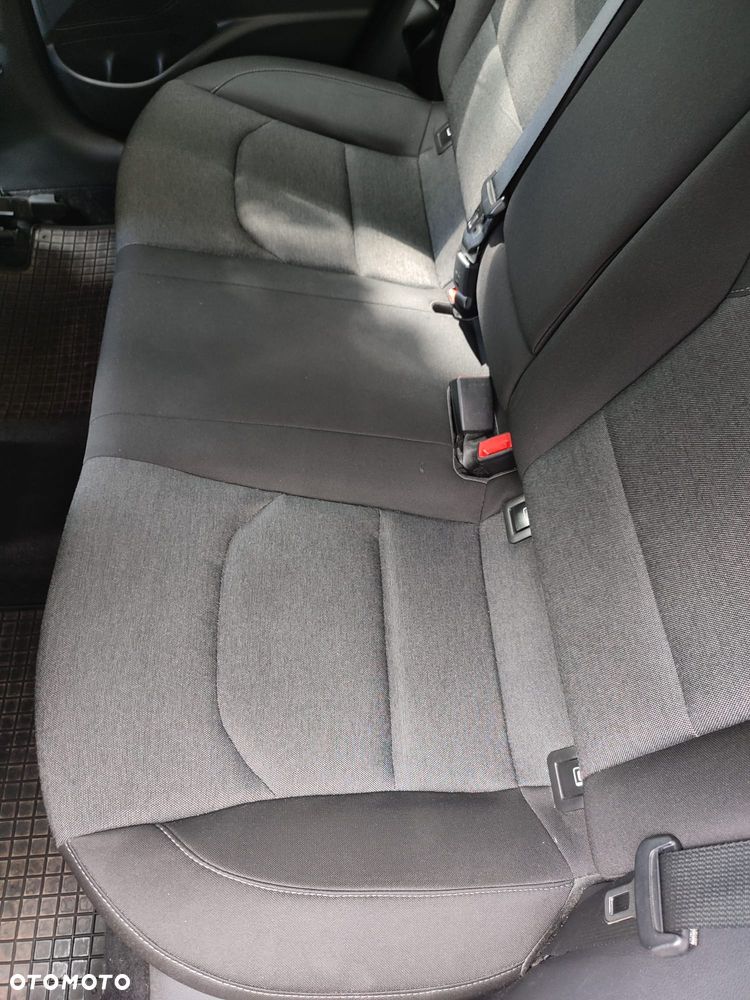 Hyundai i30 1.6 D Comfort - 5