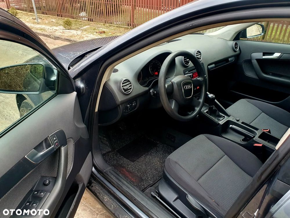 Audi A3 Sportback 2.0 TDI Attraction - 5