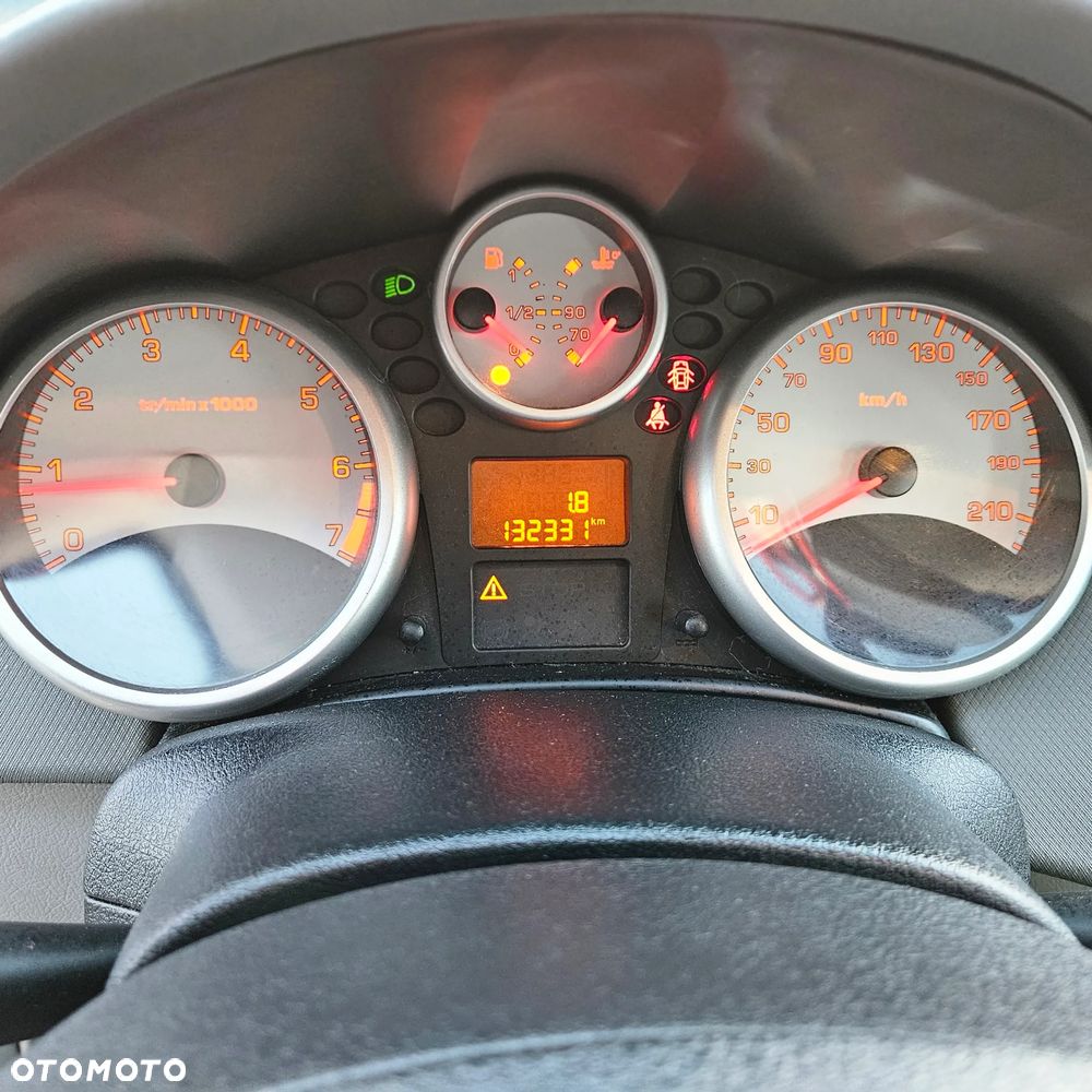 Peugeot 207 1.4 - 20