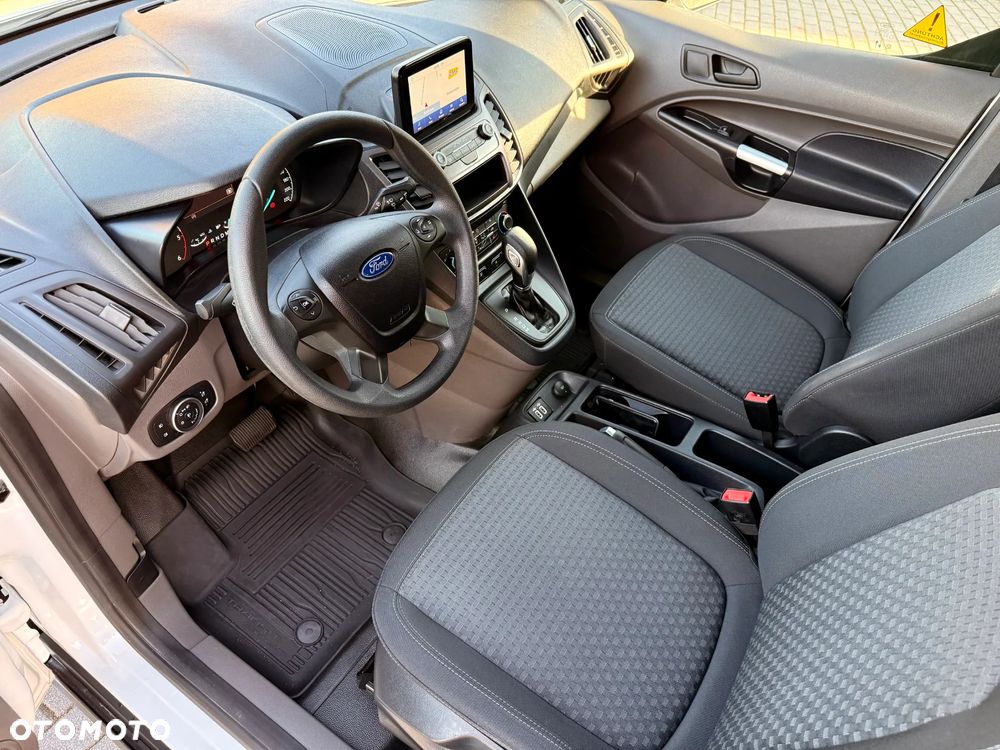 Ford Transit Connect - 27