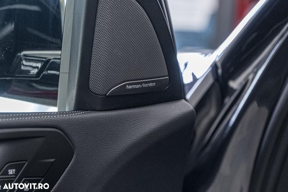 BMW X5 xDrive45e - 32