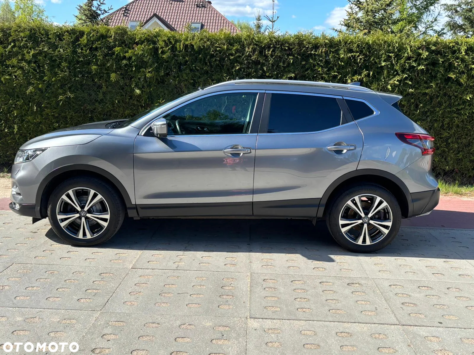 Nissan Qashqai 1.2 DIG-T Xtronic 360 - 2