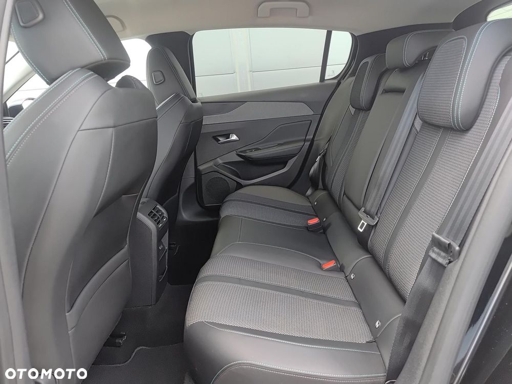 Peugeot 308 1.2 PureTech GPF Allure Pack S&S EAT8 - 18