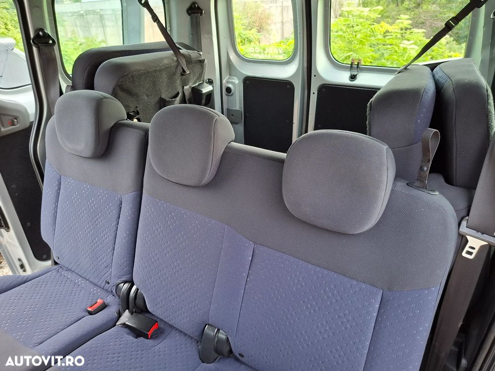 Nissan NV200 - 18
