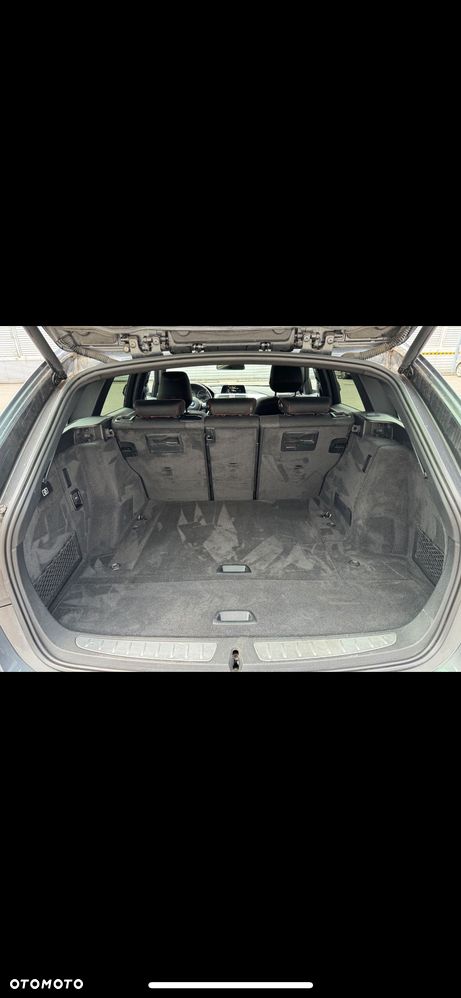 BMW Seria 3 325d DPF Edition Sport - 38