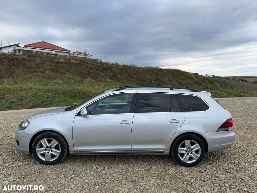Volkswagen Golf 1.6 TDI DPF DSG Exclusive - 5