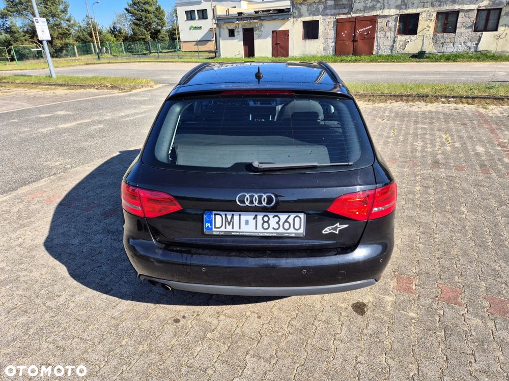 Audi A4 Avant 2.0 TDI - 10