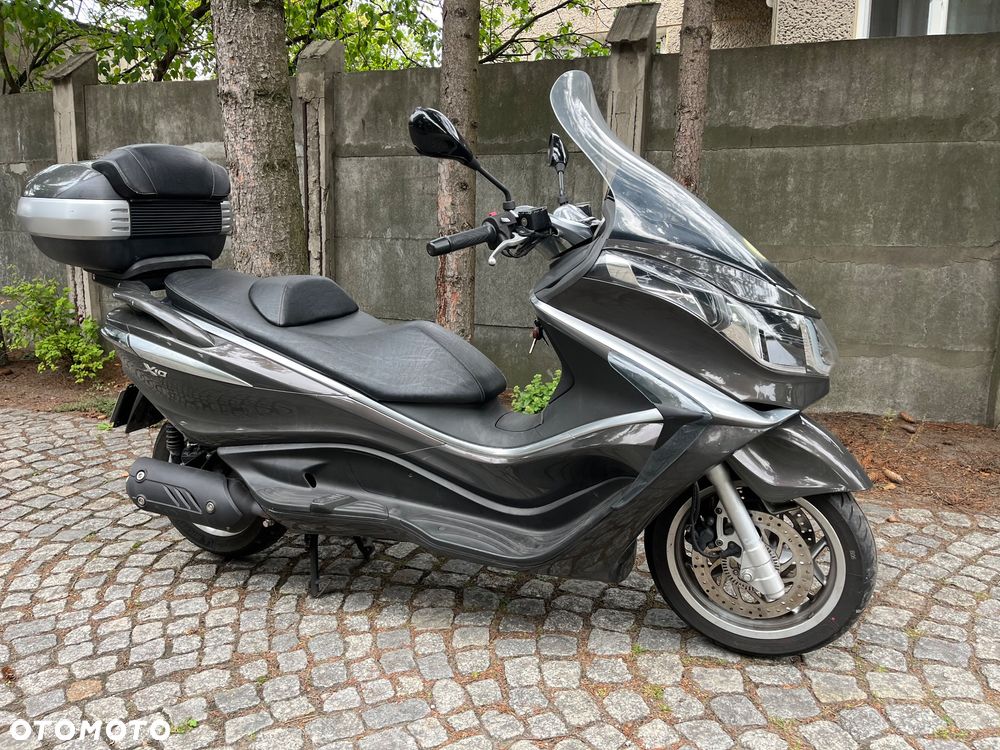 Piaggio X10 - 9