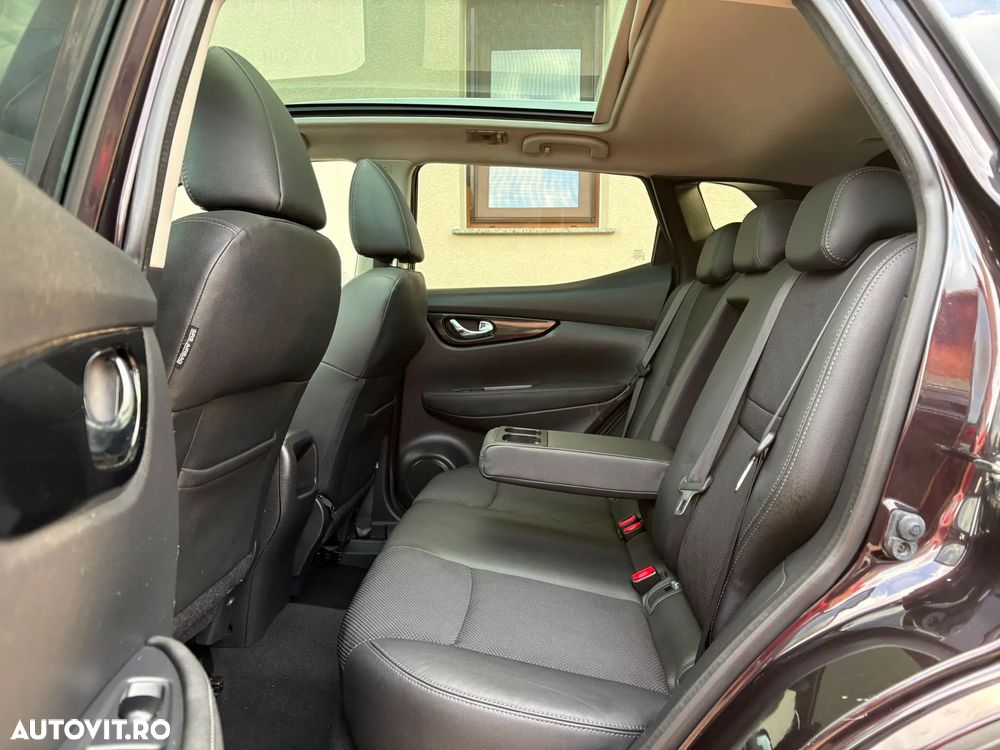 Nissan Qashqai 1.6 DCI TEKNA - 12