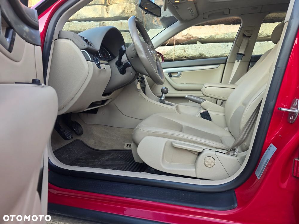 Audi A4 Avant 1.8T Quattro - 8