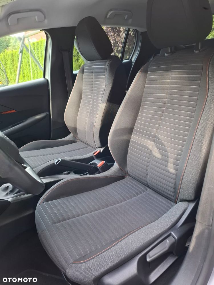 Peugeot 208 BlueHDi 100 Active Pack - 9