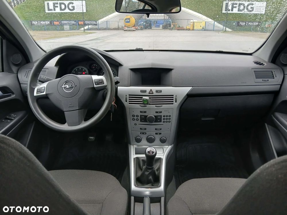 Opel Astra 1.4 - 9