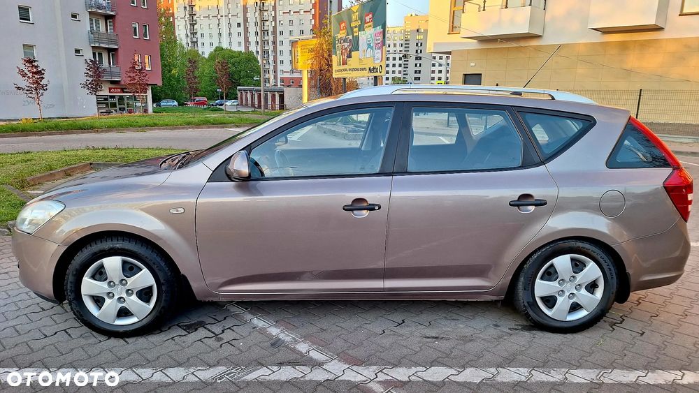 Kia Ceed 1.4 CVVT LX Basis - 3