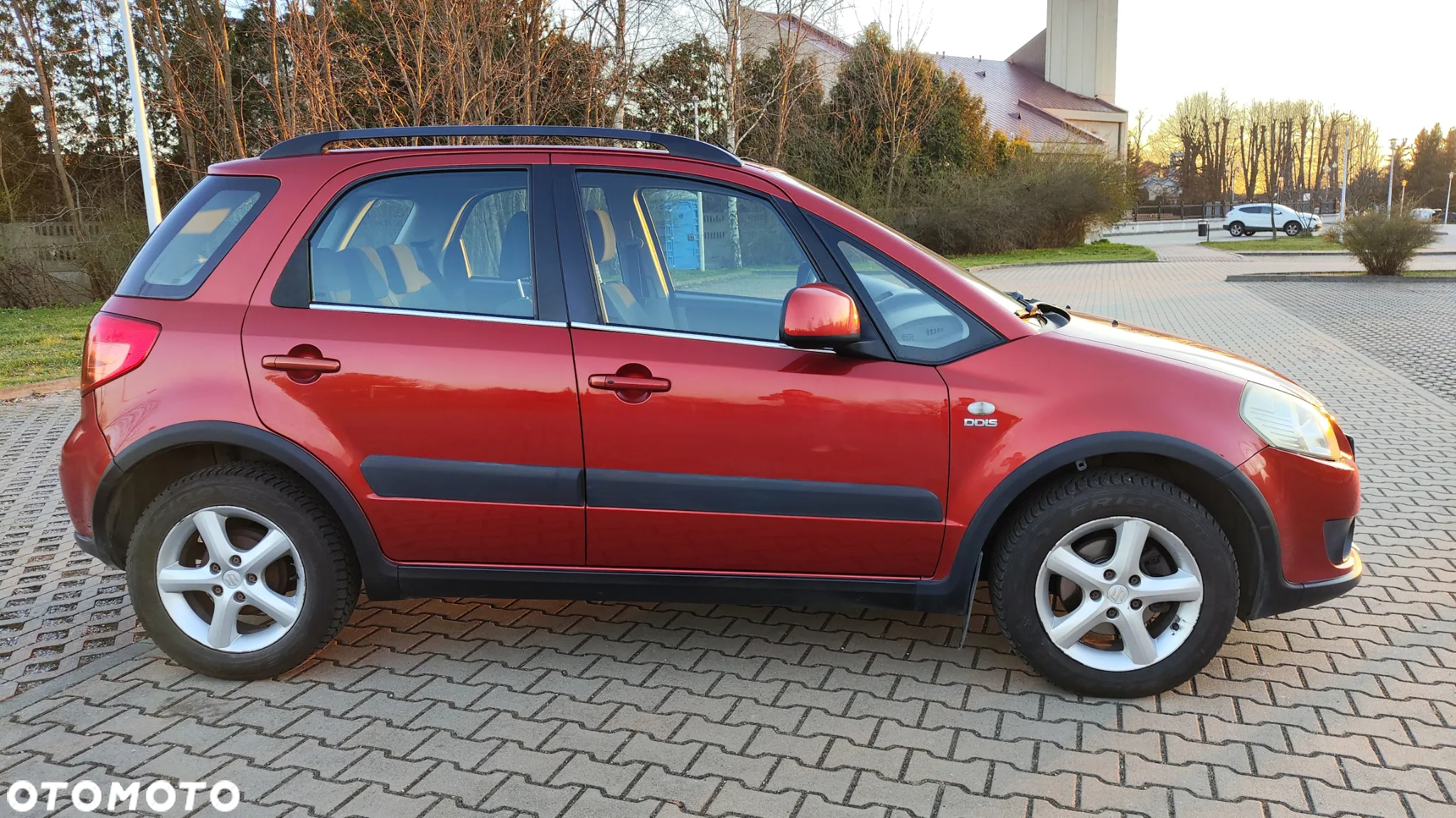Suzuki SX4 1.9 DDiS 4WD GS / Premium - 4