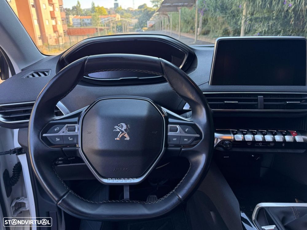 Peugeot 3008 1.5 BlueHDi Allure - 10
