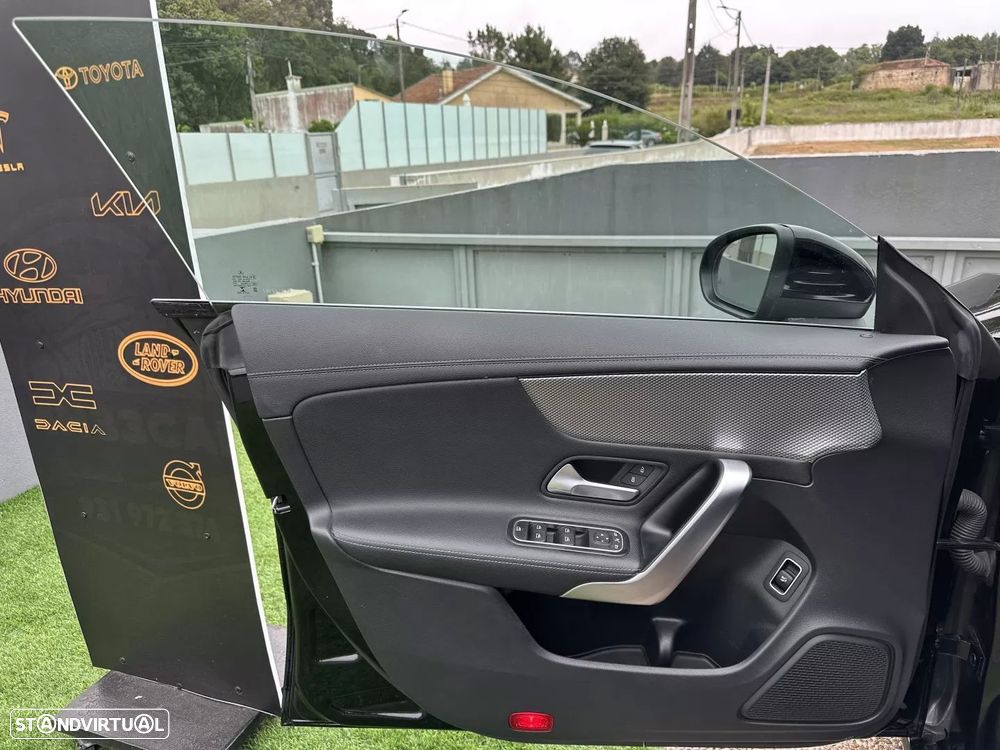 Mercedes-Benz CLA 180 d Shooting Brake Style Plus Aut. - 61
