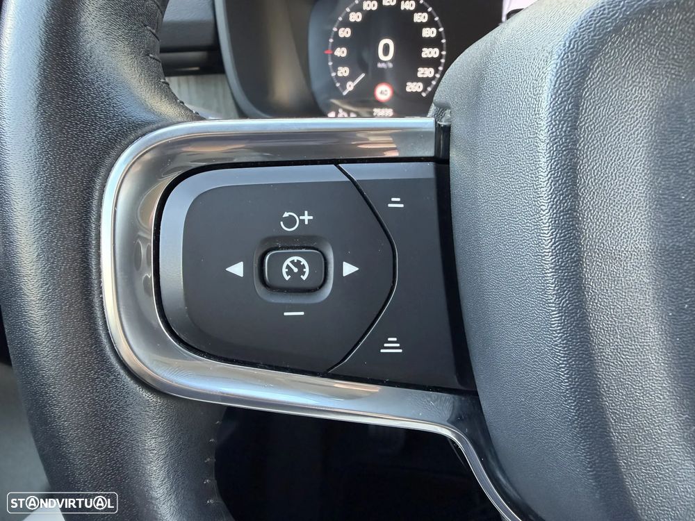 Volvo XC 40 2.0 D3 Inscription - 28