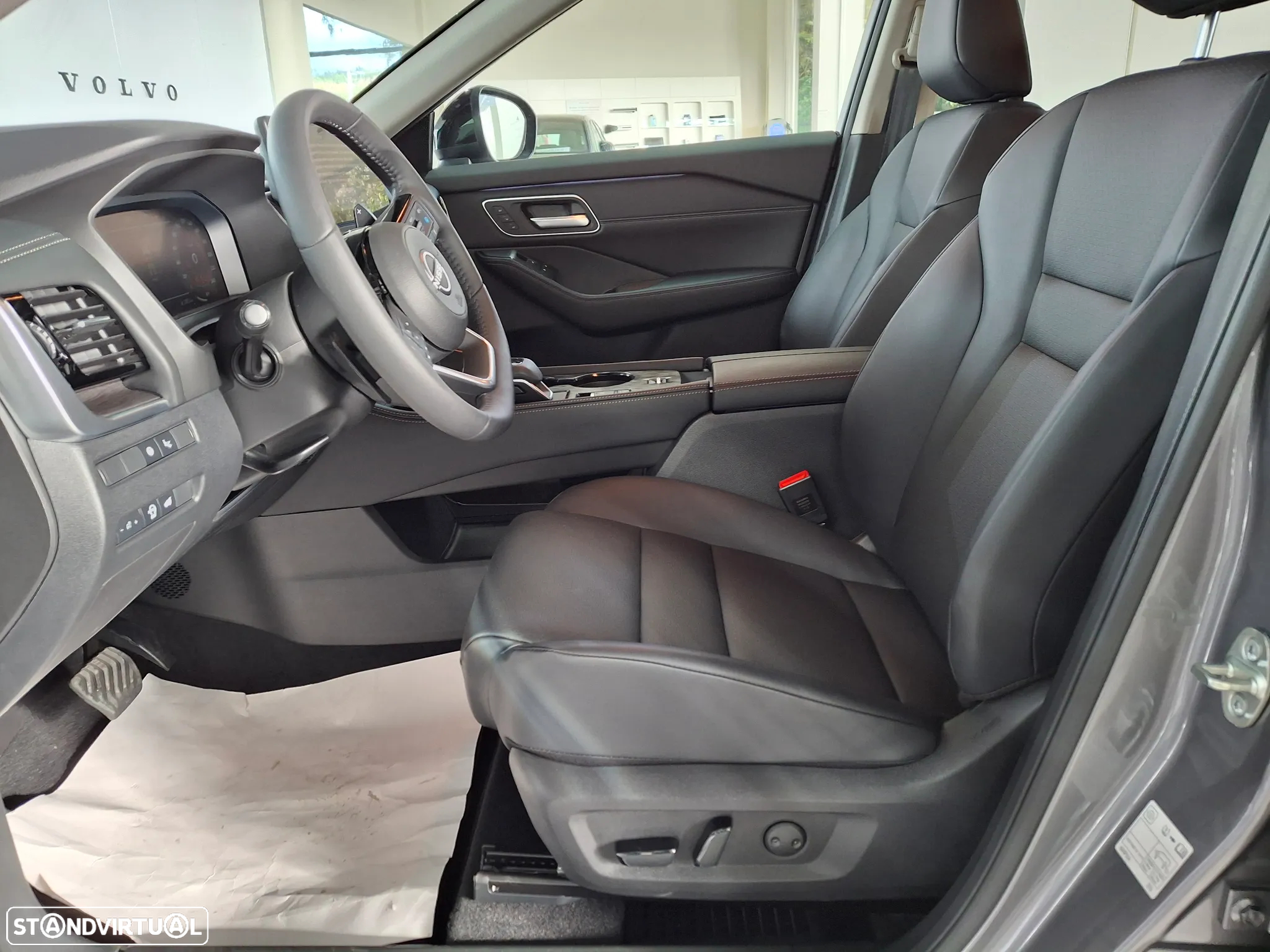 Nissan X-Trail 1.5 VC T N-Trek 7L - 13