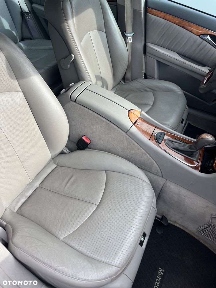 Mercedes-Benz Klasa E 280 4-Matic Avantgarde - 14