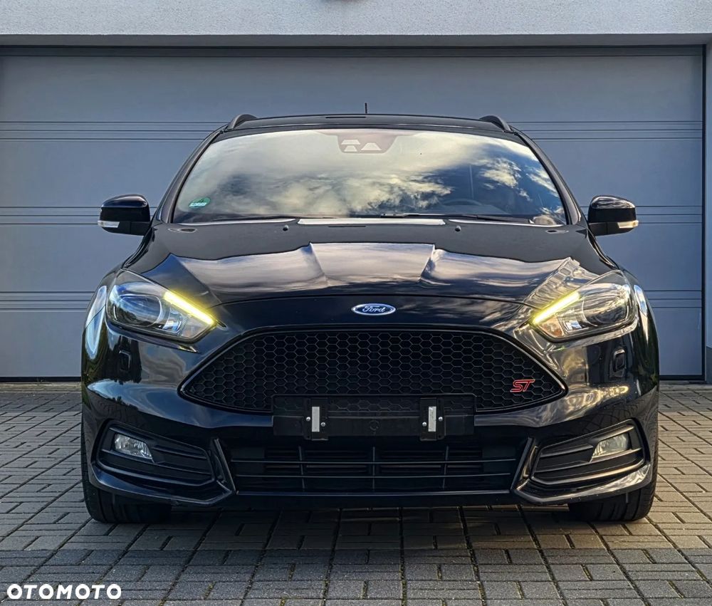 Ford Focus ST2 - 13