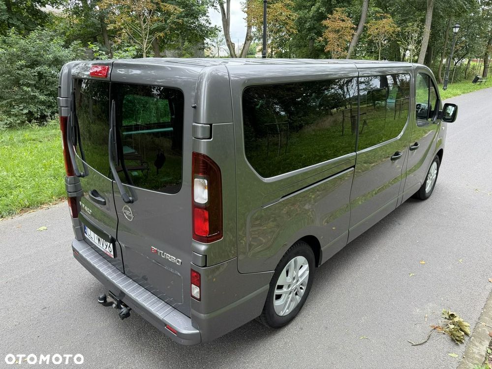 Opel Vivaro - 11