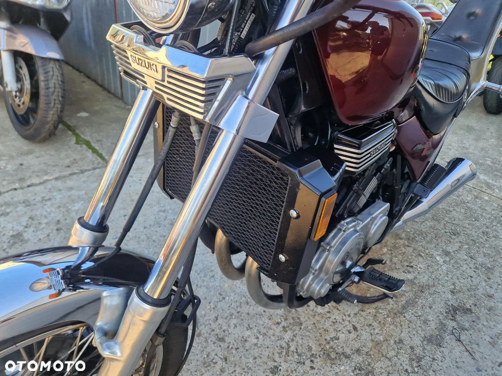 Suzuki GV - 28