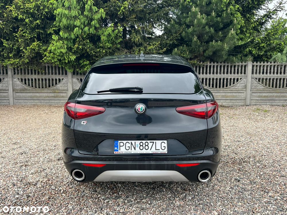 Alfa Romeo Stelvio 2.2 JTDM Executive Q4 - 7