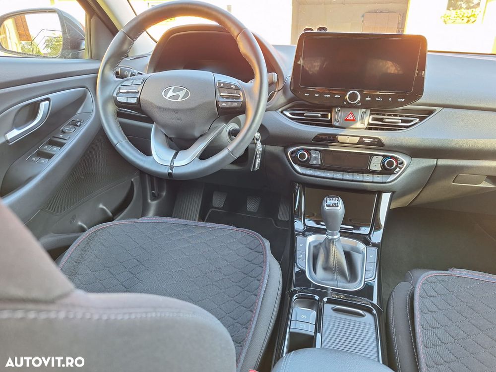 Hyundai i30 1.5 96CP M/T Highway - 9