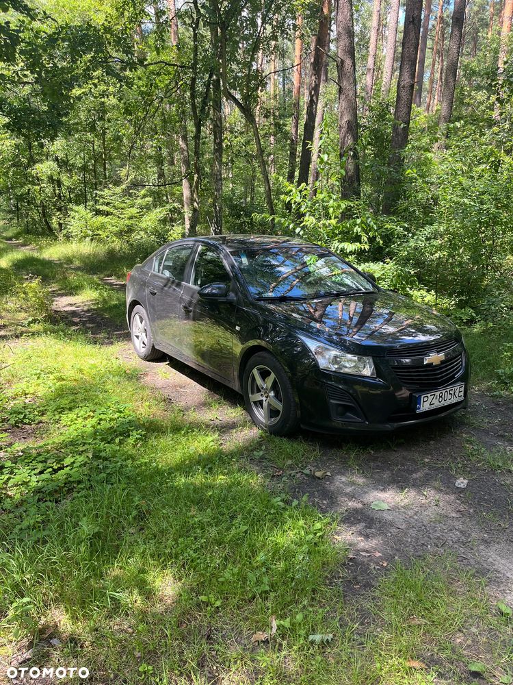 Chevrolet Cruze 1.8 LS - 2
