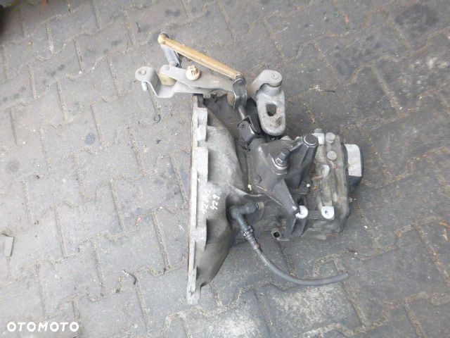 MANUALNA SKRZYNIA BIEGÓW OPEL CORSA D 12PC429 - 4