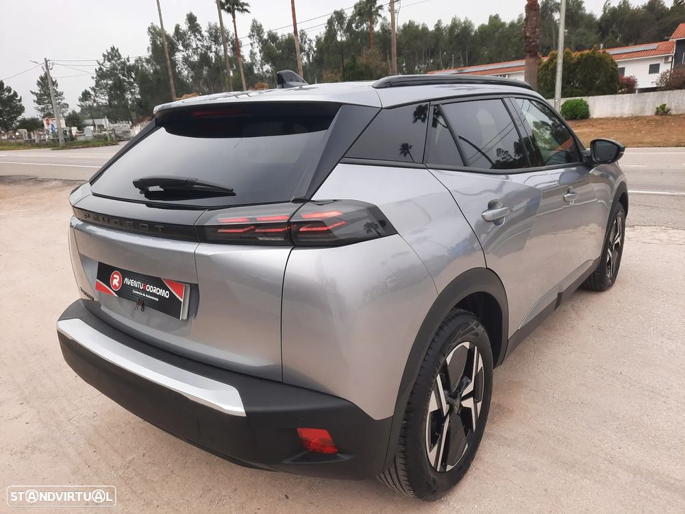 Peugeot e-2008 54 kWh Allure - 8
