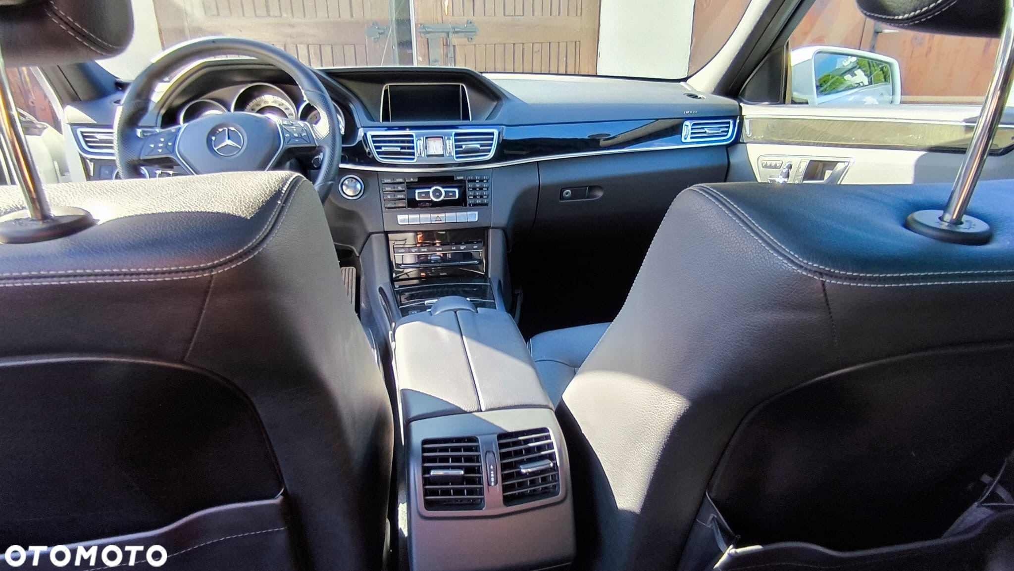 Mercedes-Benz Klasa E 400 Avantgarde - 23