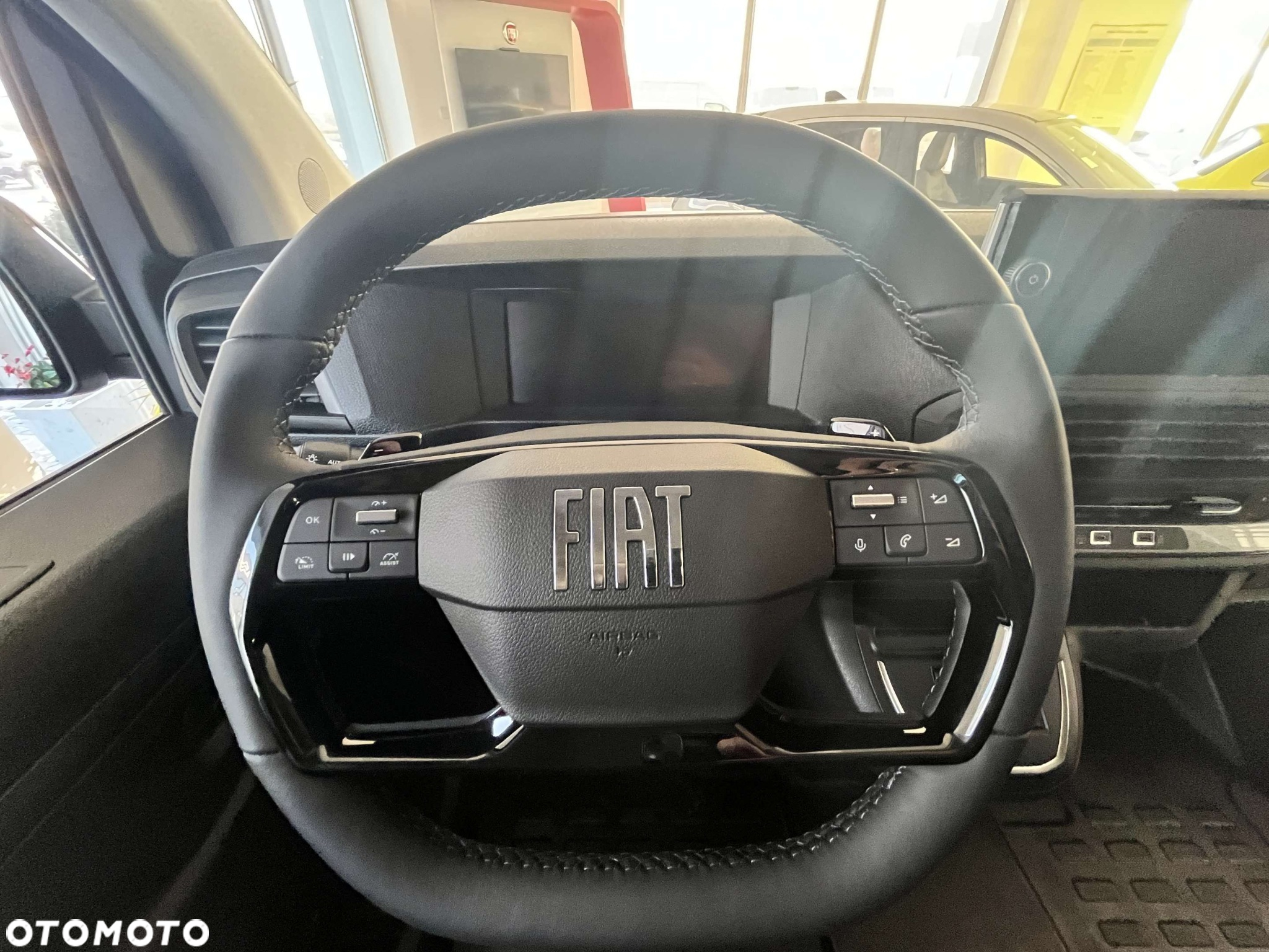 Fiat Scudo seria 2 Nowe Scudo Furgon Brygadowy Maxi 2.0 MJ 144 KM S&S EAT8 Brygadowy - 17