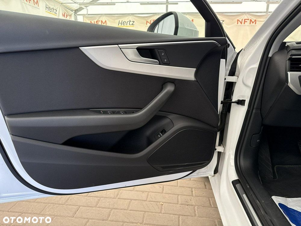 Audi A4 Limousine 35 TFSI S tronic - 11