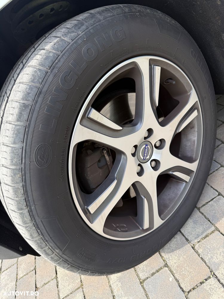 Volvo XC 60 D4AWD Kinetic - 22