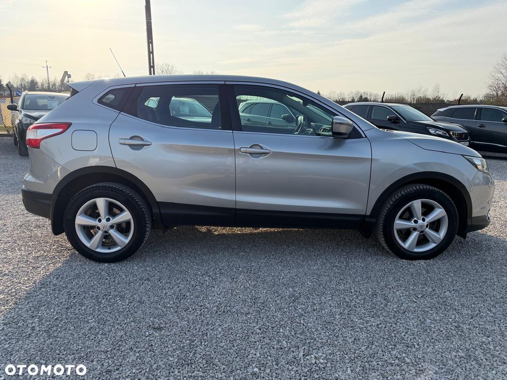 Nissan Qashqai 1.6 DIG-T N-Connecta - 15