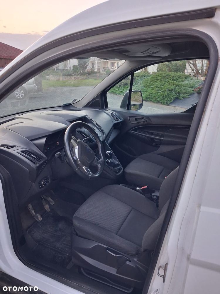 Ford CONNECT - 7
