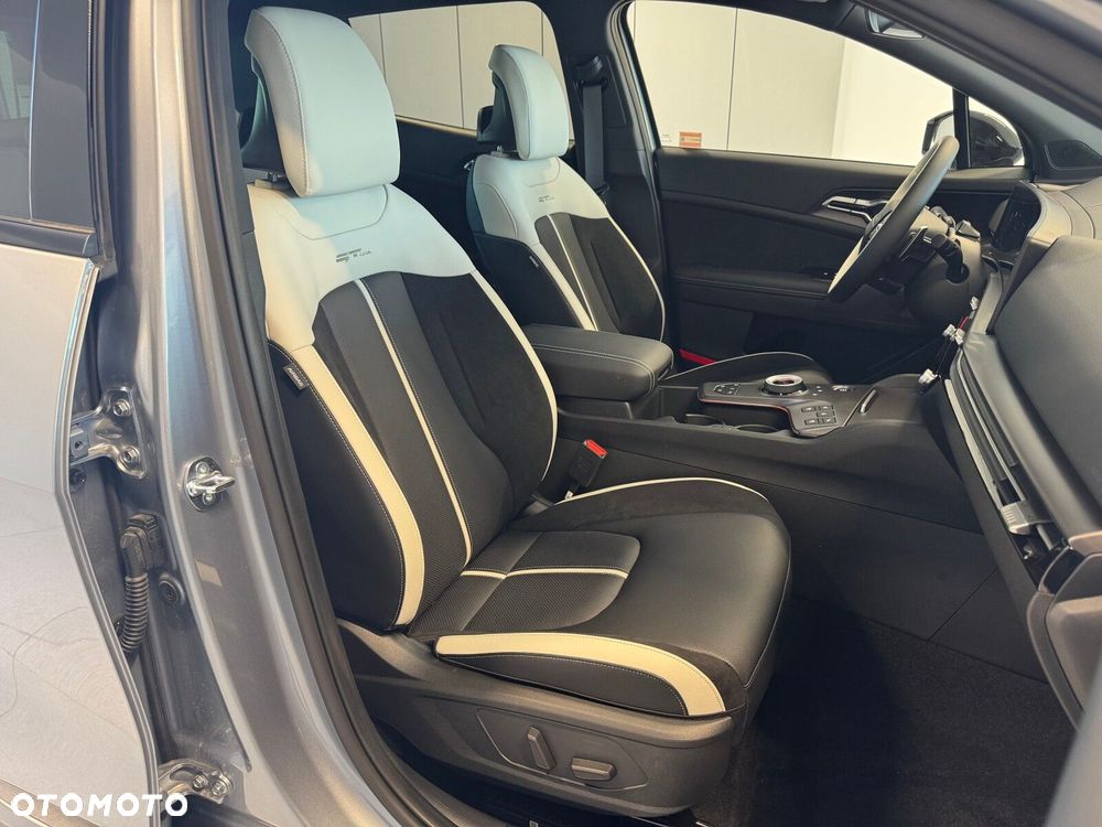 Kia Sportage - 12