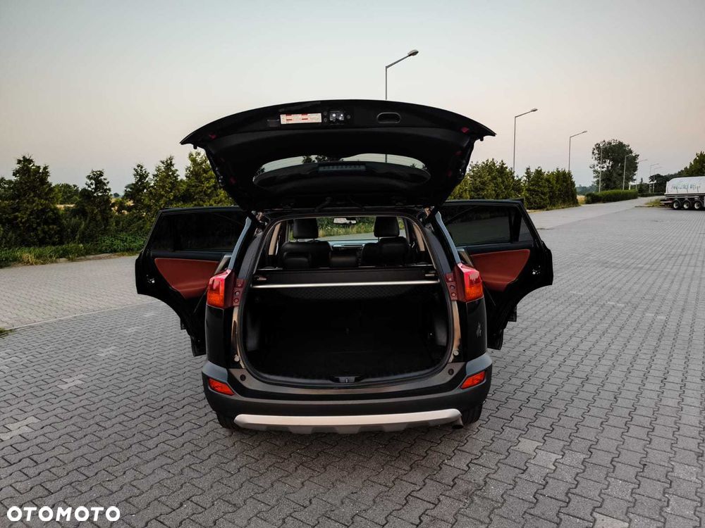 Toyota RAV4 - 7