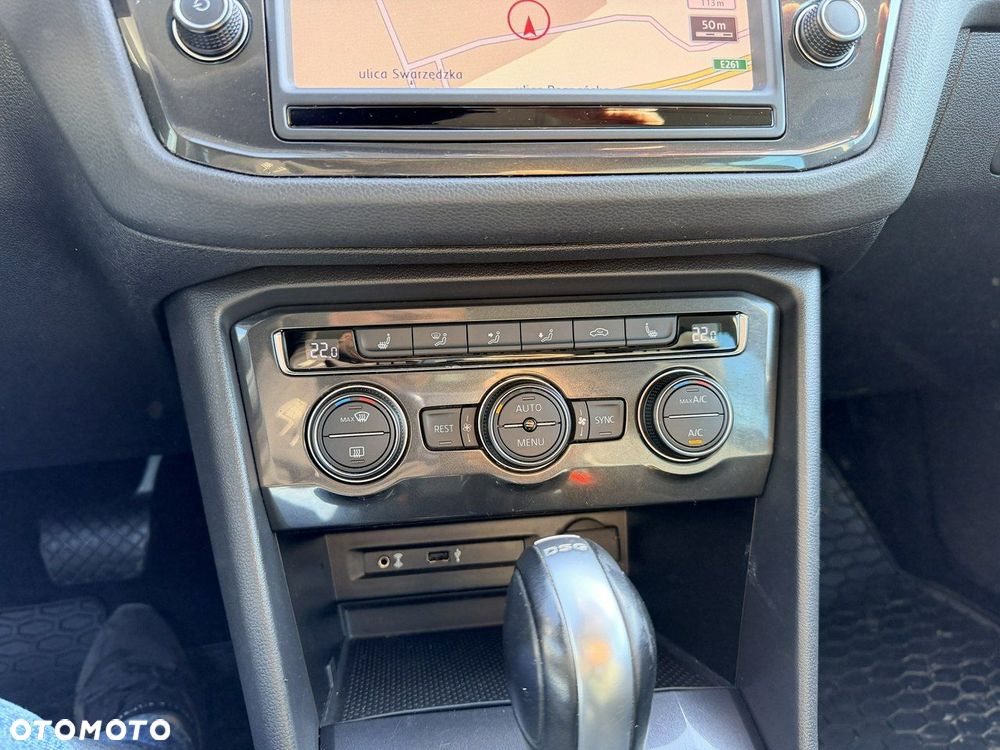 Volkswagen Tiguan - 26