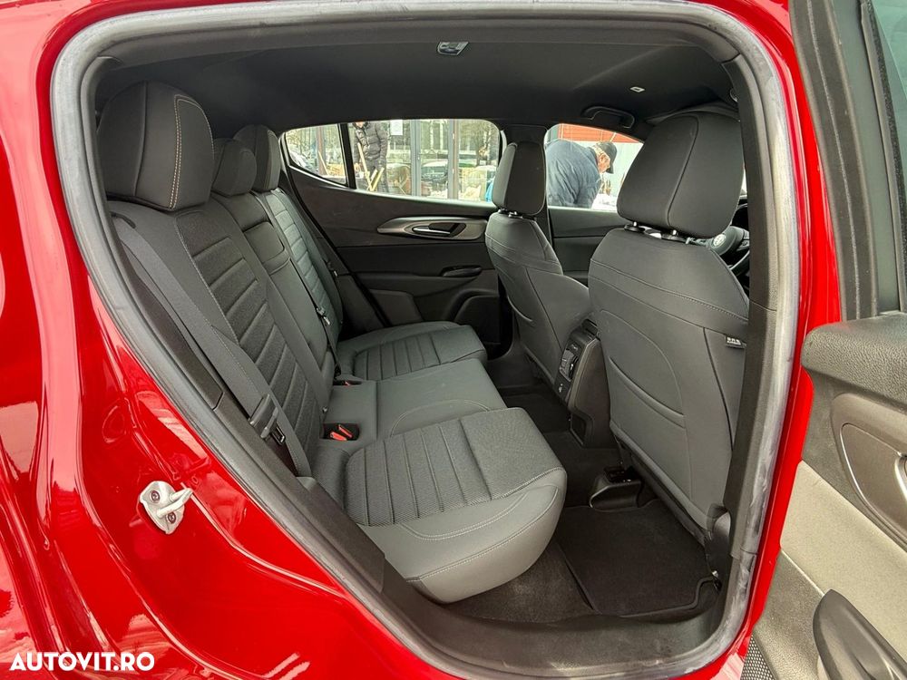 Alfa Romeo Tonale 1.5 FWD AT MHEV TI - 12