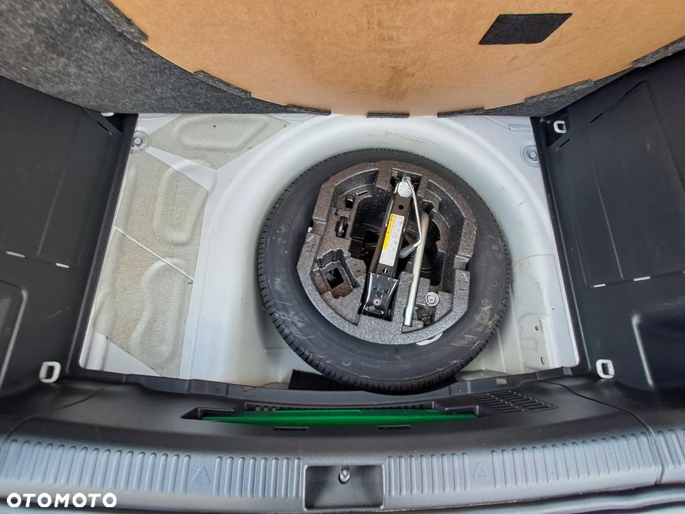 Skoda Fabia 1.0 MPI Soleil - 14