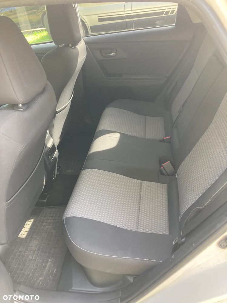 Toyota Auris 1.8 VVT-i Hybrid Automatik Edition - 14