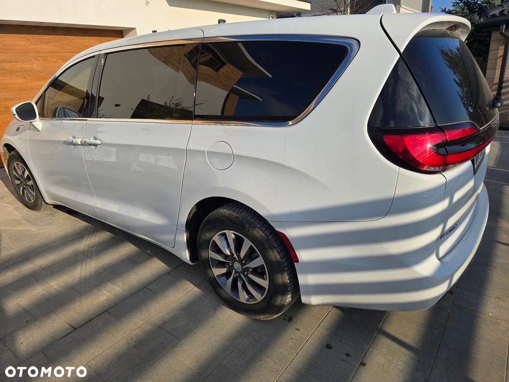 Chrysler Pacifica - 6