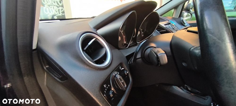 Ford Fiesta 1.4 Titanium EU5 - 10