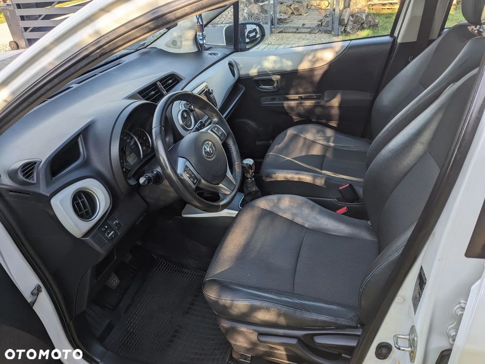 Toyota Yaris 1.4 D-4D Executive - 9