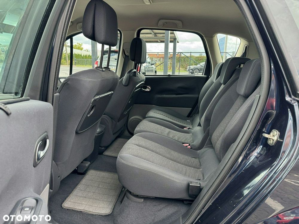 Renault Scenic - 18
