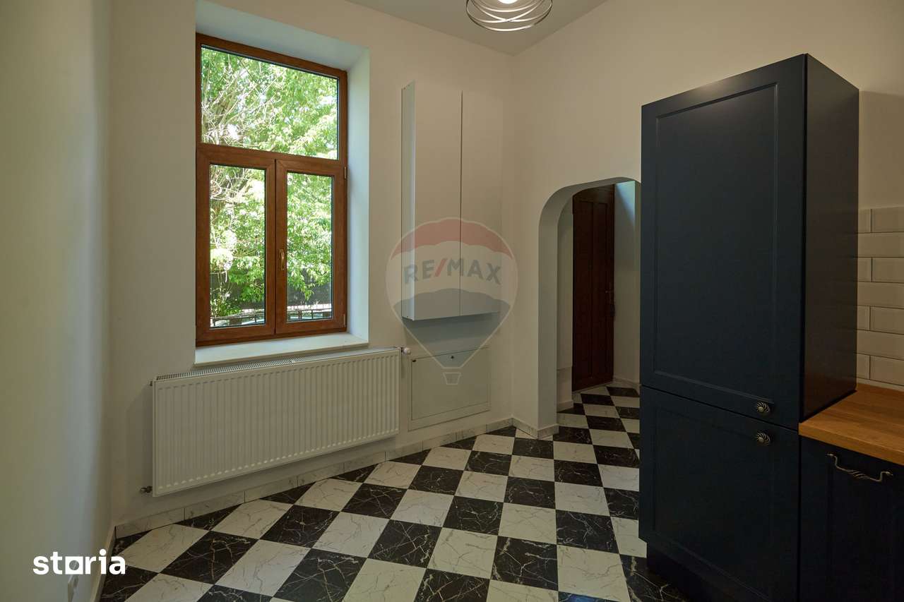 Apartament 4 cam, pe 2 niveluri si curte comuna pe Vasile Alecsandri — fotografia 3
